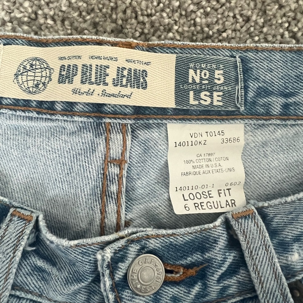 GAP Light Wash Denim Jeans Woman’s Size 6 - Picture 4 of 7